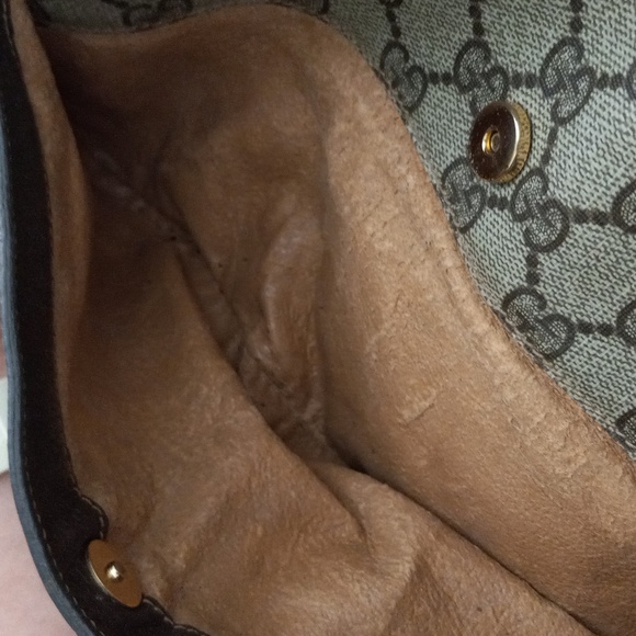 Authentic Vintage Gucci Interlocking GG Monogram Supreme Crossbody Bag - Picture 11 of 11